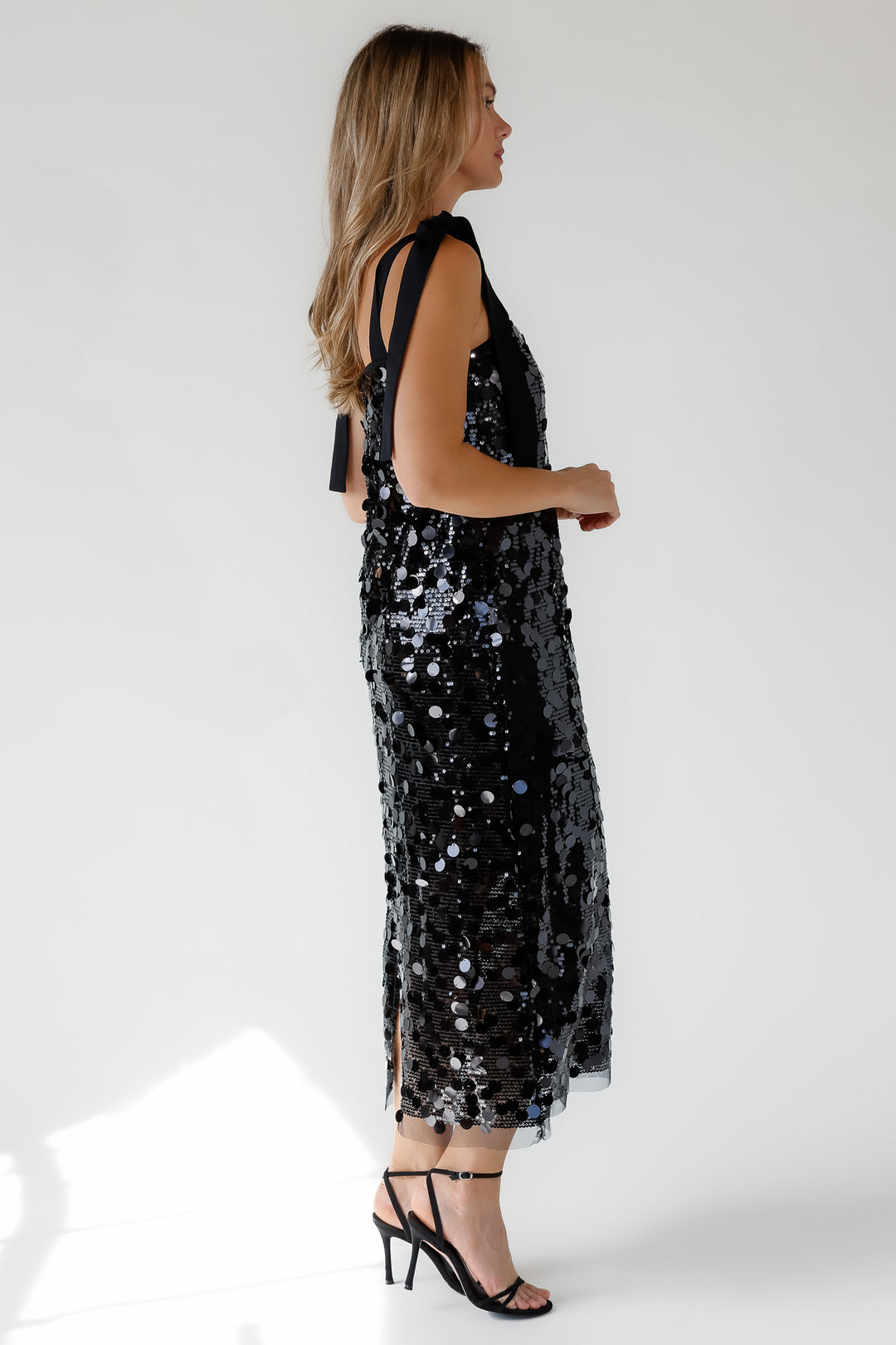 Della Black Sequin Embellish Midi Dress - Final Sale